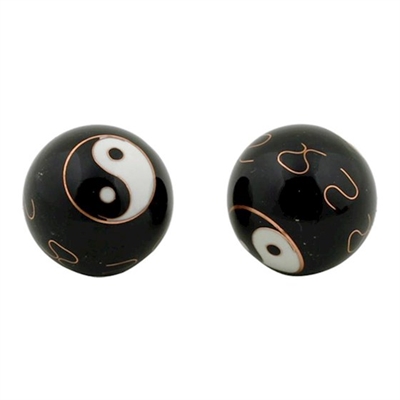 Meditations kugler ( Yin & Yang ) i sort med tegn på Ø4 cm i flot æske