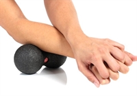 Togu Massage Blackroll Duoball i sort på 16 X Ø8 cm