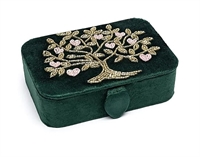 Æske i fløjlsgrøn med Livets Træ og hjerter 11 x 15,5 x 5 cm